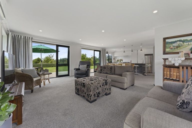 Photo of property in 1369 Egmont Road, Egmont Village, Inglewood, 4386