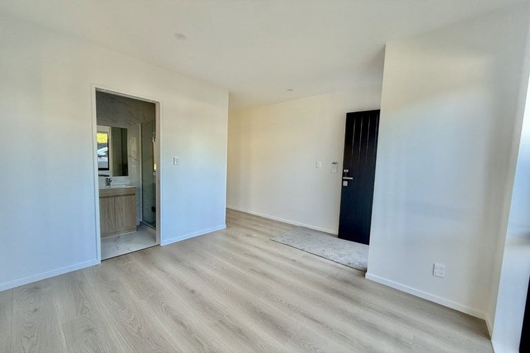 Photo of property in 86c Harrington Road, Henderson, Auckland, 0610