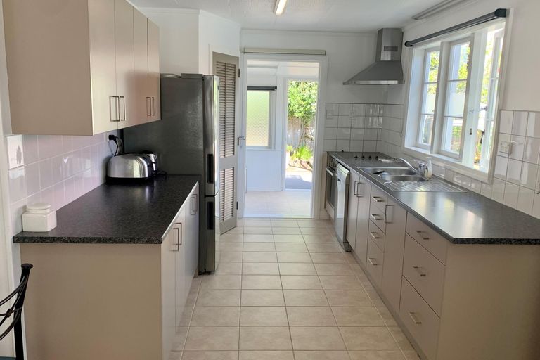 Photo of property in 19 School Road, Paihia, 0200