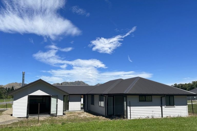 Photo of property in 2 Balfour Way, Hanmer Springs, 7334