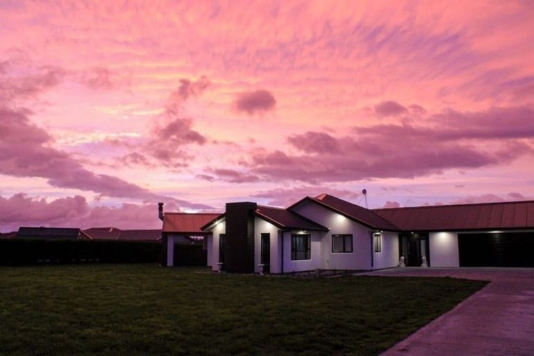 Photo of property in 464a Turuturu Road, Hawera, 4674
