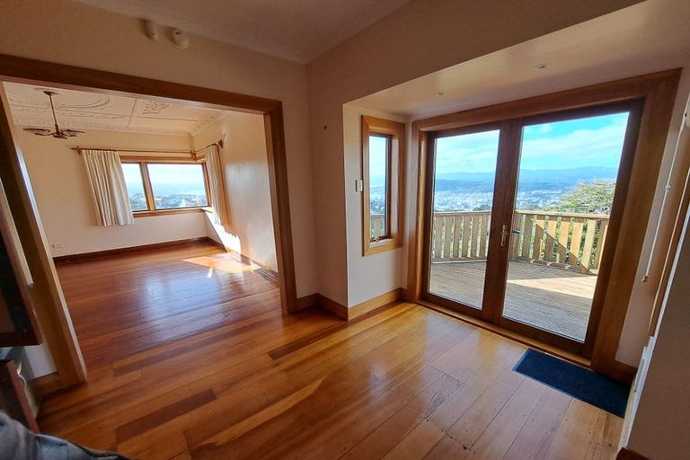 Photo of property in 13 Highbury Crescent, Highbury, Wellington, 6012