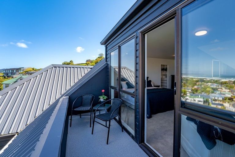 Photo of property in 35 Seaview Road, Brighton, Dunedin, 9035
