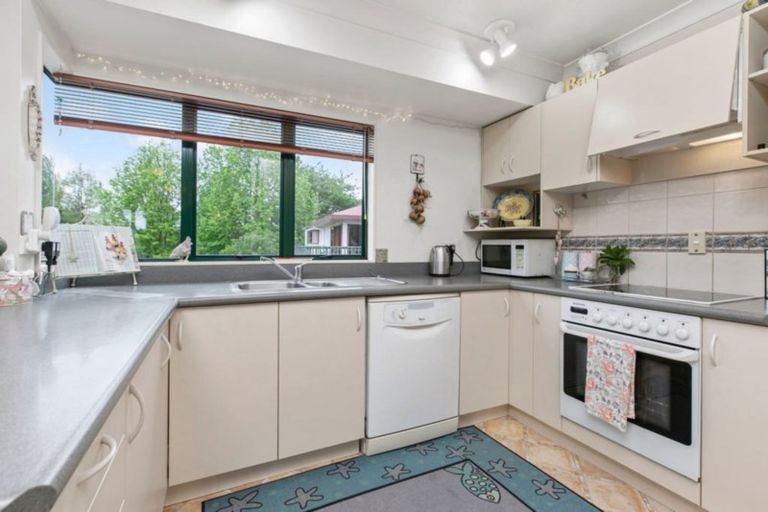 Photo of property in 40 Welcome Bay Lane, Hairini, Tauranga, 3112