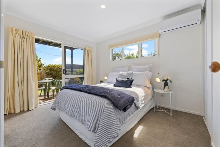 Photo of property in 2 Pipi Street, Two Mile Bay, Taupo, 3330