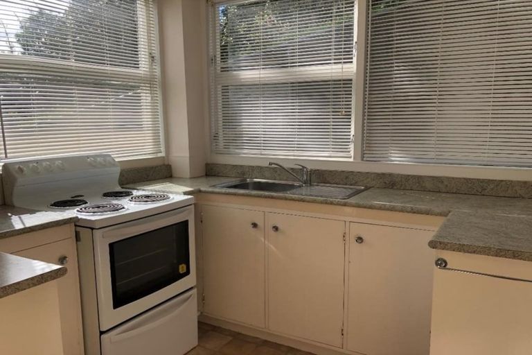 Photo of property in 3/6 Wentworth Street, Mornington, Wellington, 6021