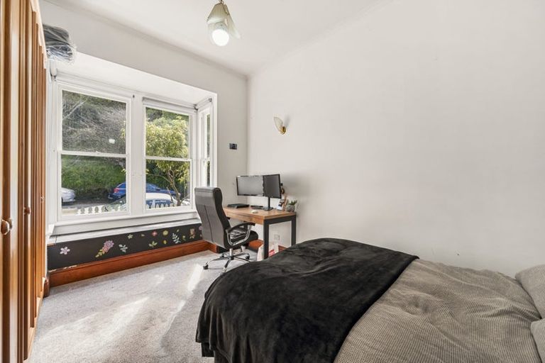 Photo of property in 129 Grant Road, Thorndon, Wellington, 6011