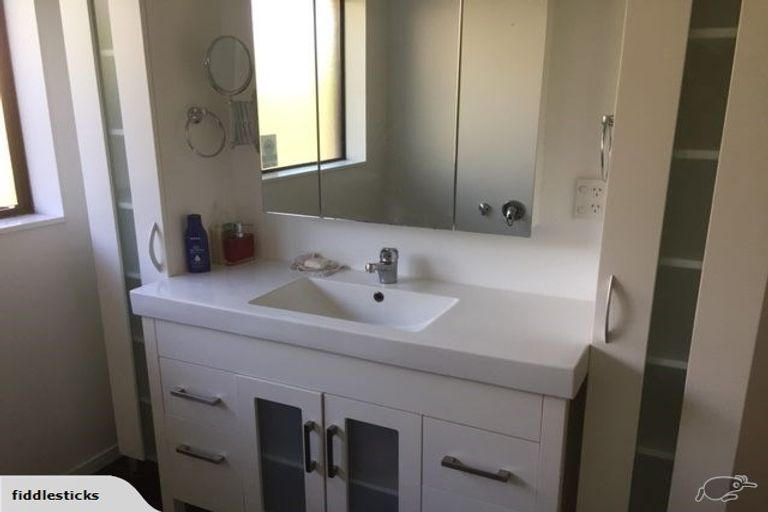 Photo of property in 1/146 Whitford Road, Somerville, Auckland, 2014