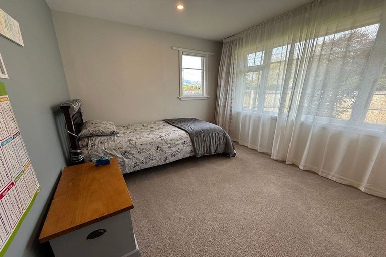 Photo of property in 1 Kinrara Place, Halswell, Christchurch, 8025