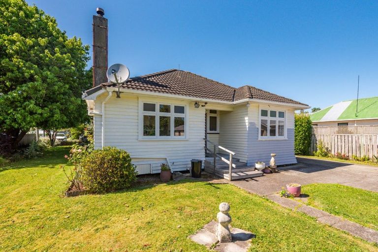 Photo of property in 39 Whittaker Street, Shannon, 4821