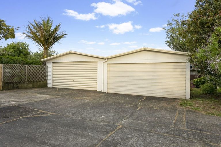 Photo of property in 158 View Road, Sunnyvale, Auckland, 0612