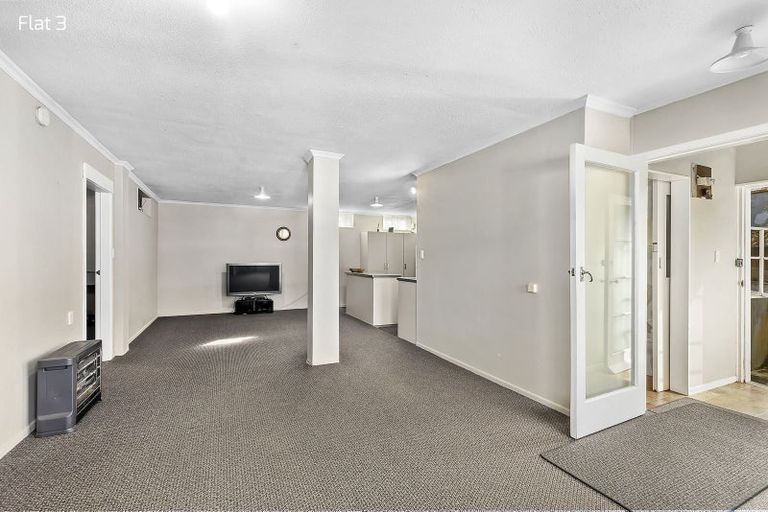 Photo of property in 5 Coates Street, Tawa, Wellington, 5028