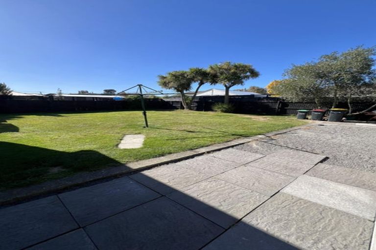 Photo of property in 69 Coopers Road, Dallington, Christchurch, 8061