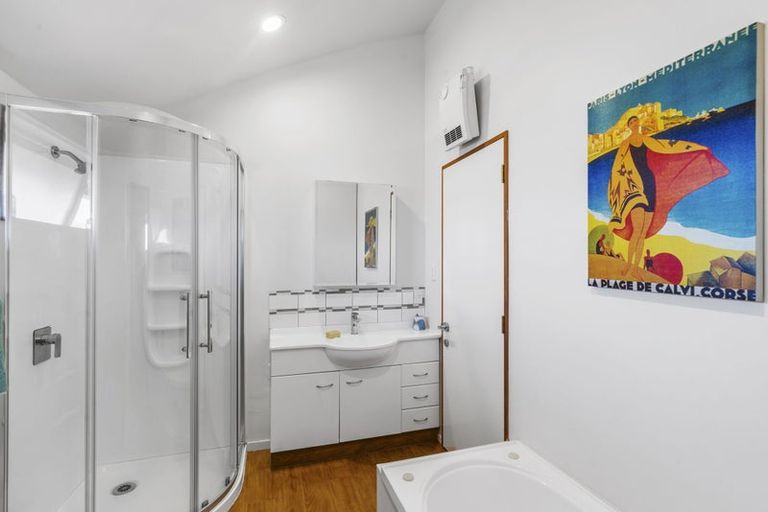 Photo of property in 117 Inwoods Close, Parklands, Christchurch, 8083