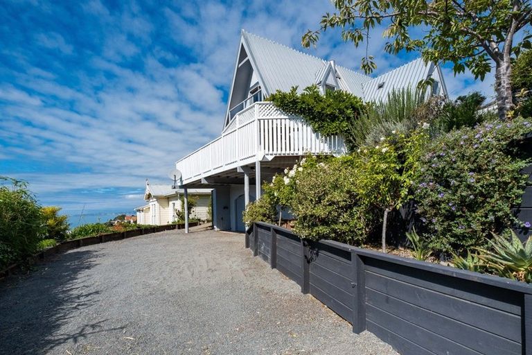 Photo of property in 6 Fitzroy Road, Bluff Hill, Napier, 4110