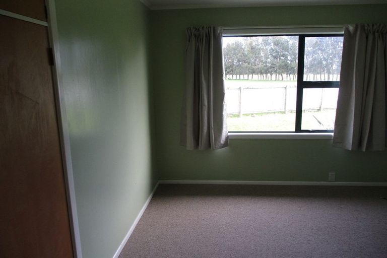 Photo of property in 312 Arapaepae Road South, Levin, 5571