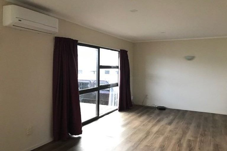 Photo of property in 22b South Street, Papakura, 2110