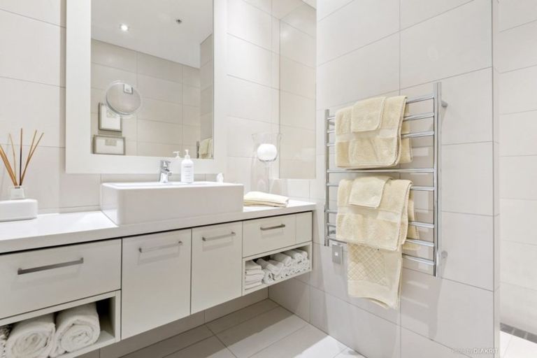 Photo of property in Chaffers Dock, 402/22 Herd Street, Te Aro, Wellington, 6011