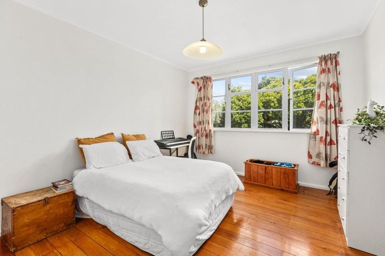 Photo of property in 31 Domain Road, Waipawa, 4210