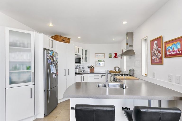 Photo of property in 19l Kabul Street, Khandallah, Wellington, 6035