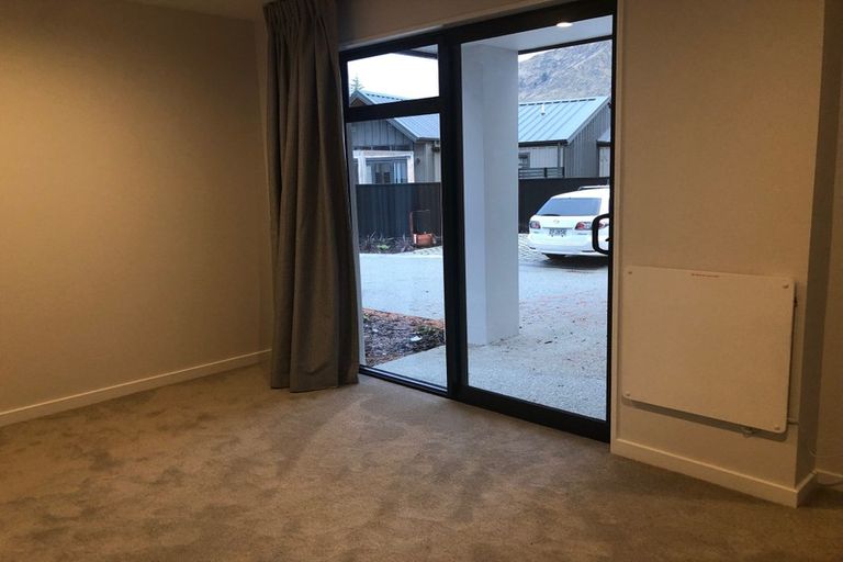 Photo of property in 1 Breaker Lane, Arthurs Point, Queenstown, 9371