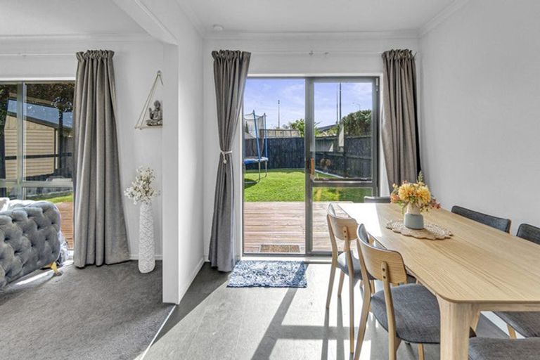 Photo of property in 26 Wrights Road, Addington, Christchurch, 8024