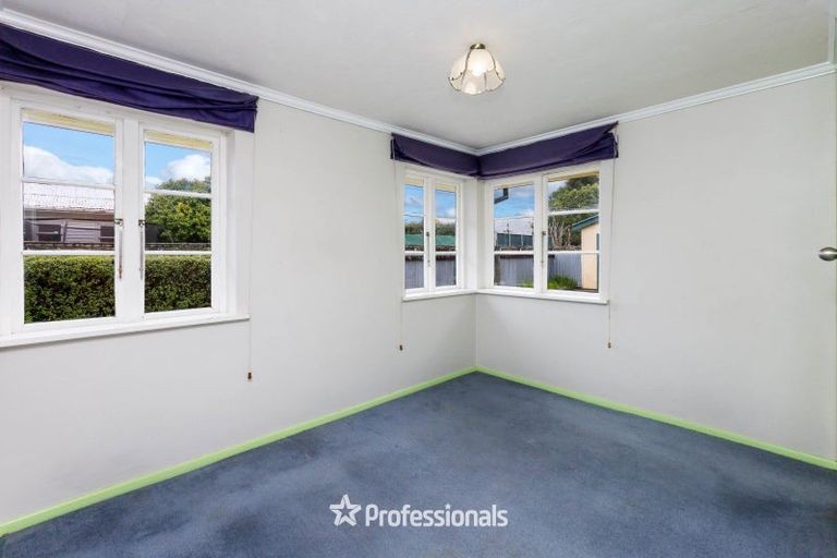 Photo of property in 8 Stephen Street, Trentham, Upper Hutt, 5018