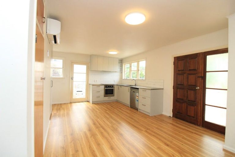 Photo of property in 28 Arapiko Street, Johnsonville, Wellington, 6037