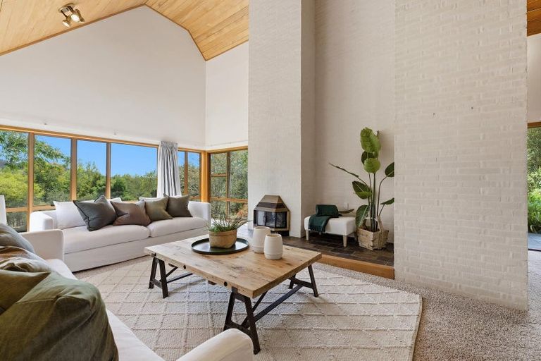 Photo of property in 39 Robinson Road, Whitianga, 3510