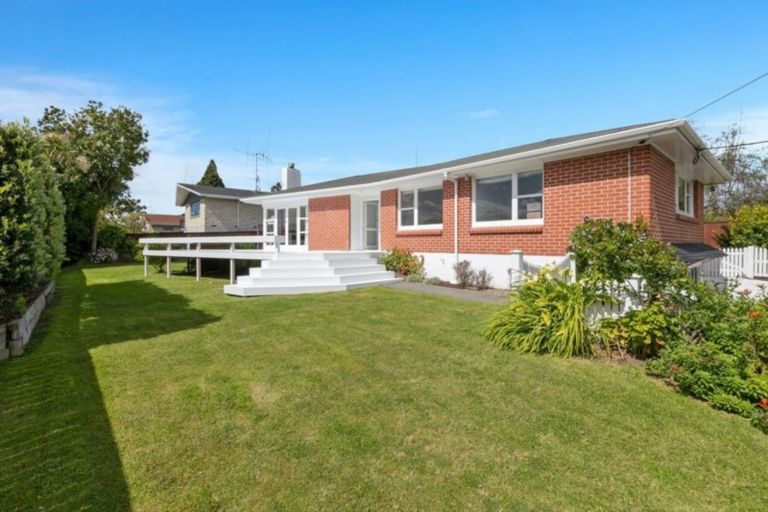 Photo of property in 11 Matua Road, Matua, Tauranga, 3110