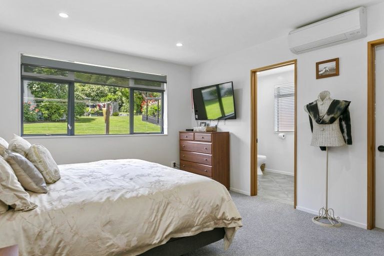 Photo of property in 47 Arrowsmith Avenue, Waipahihi, Taupo, 3330