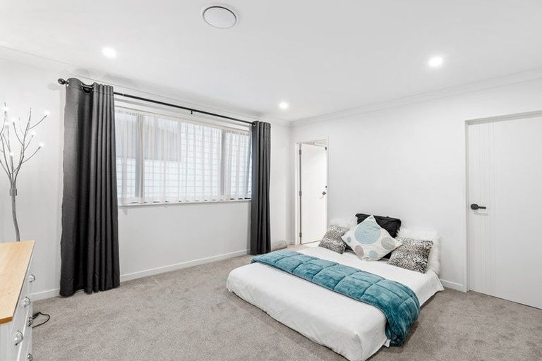 Photo of property in 25 Lime Hill Rise, Flat Bush, Auckland, 2019