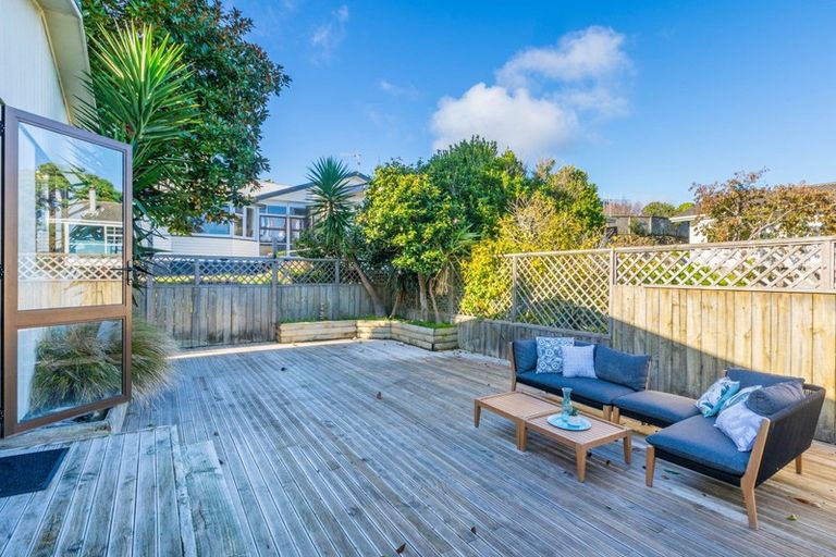 Photo of property in 10a Poplar Avenue, Raumati South, Paraparaumu, 5032