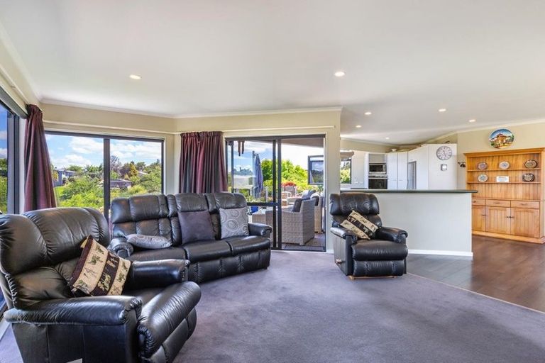 Photo of property in 78 Harvey Street, Waipahihi, Taupo, 3330