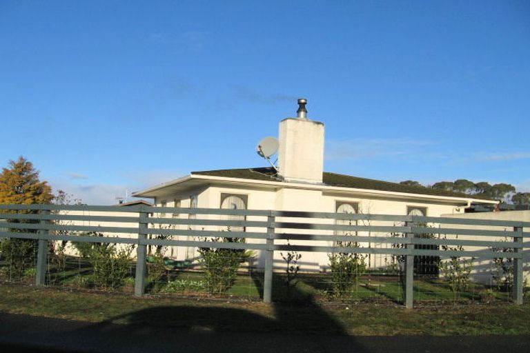 Photo of property in 23 Columbus Crescent, Flaxmere, Hastings, 4120