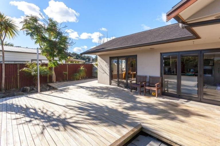 Photo of property in 9 Dotterel Place, Whitianga, 3510