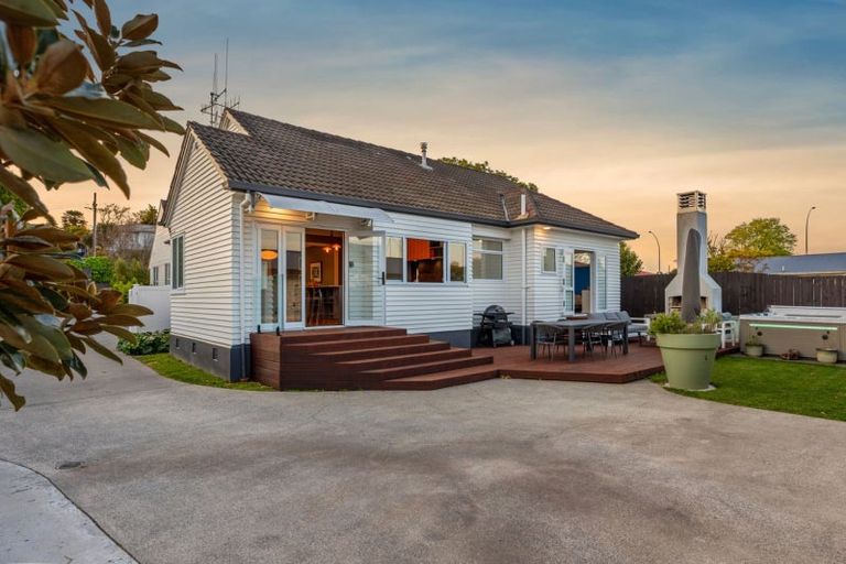 Photo of property in 194 Edgecumbe Road, Tauranga South, Tauranga, 3112