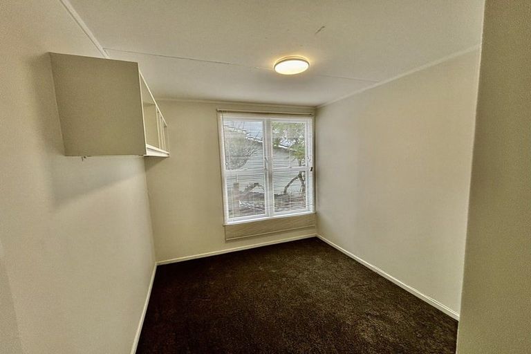 Photo of property in 49 Taurus Crescent, Beach Haven, Auckland, 0626