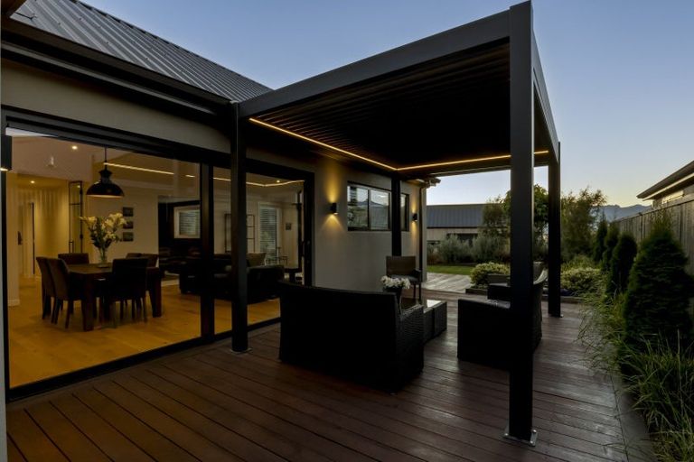 Photo of property in 66 Spur Ridge Rise, Jacks Point, 9371