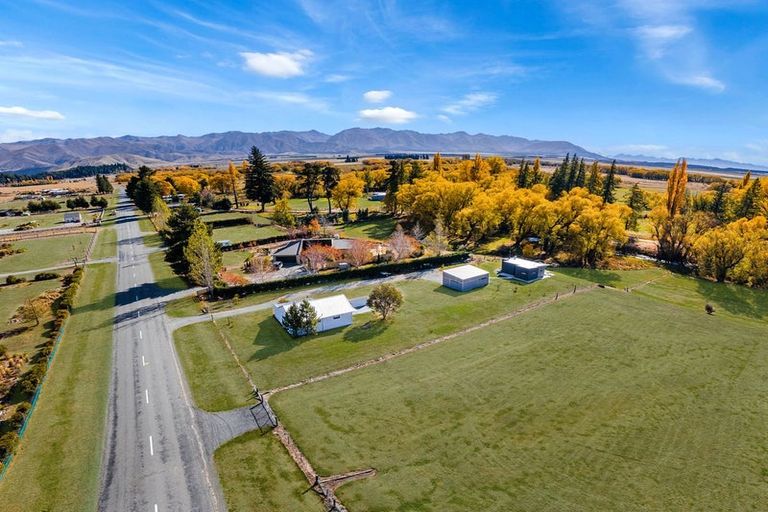 Photo of property in 254 Glen Lyon Road, Twizel, 7901