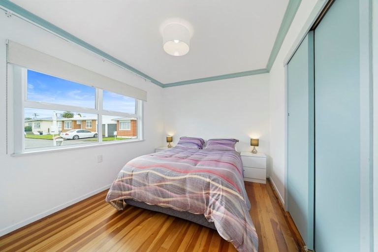 Photo of property in 6 Eton Place, Levin, 5510