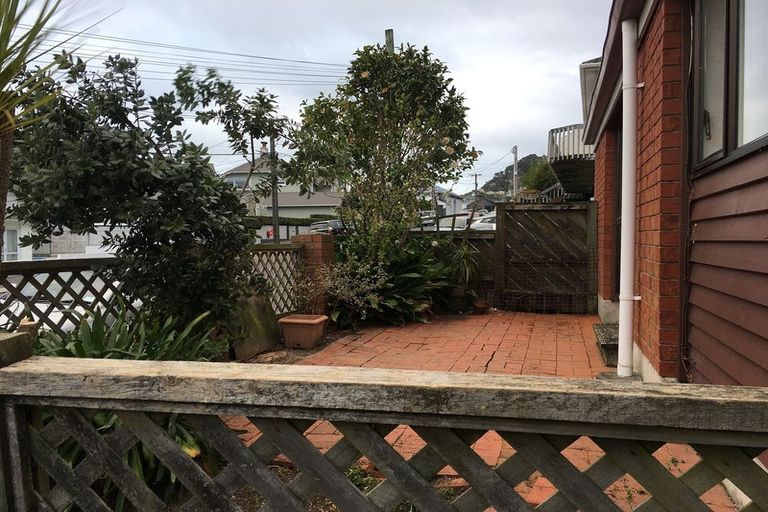 Photo of property in 1/166 Moxham Avenue, Hataitai, Wellington, 6021