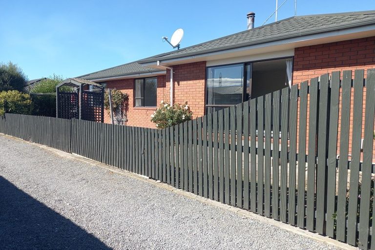 Photo of property in 2/42 Wilson Street, Islington, Christchurch, 8042