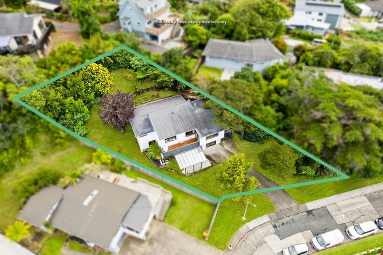 Photo of property in 1 Relko Crescent, Torbay, Auckland, 0630
