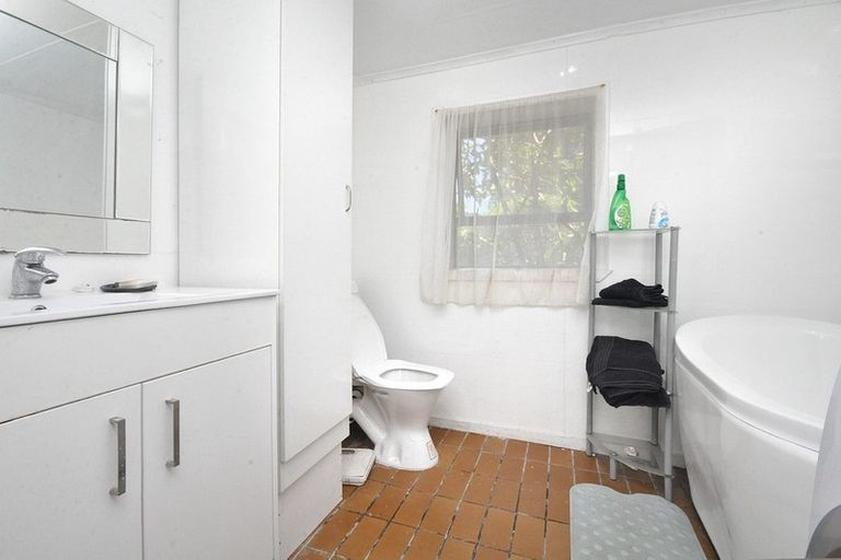 Photo of property in 41 Howard Road, Orere Point, 2585