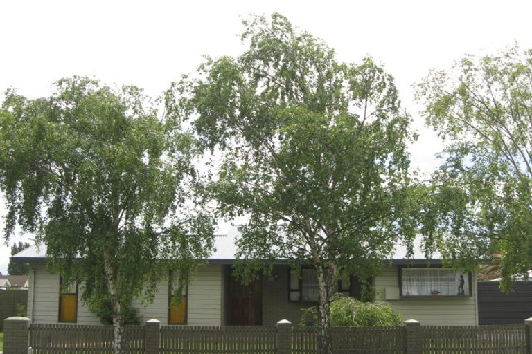 Photo of property in 70 Grimseys Road, Redwood, Christchurch, 8051