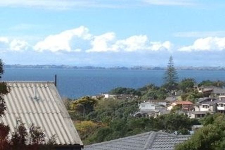 Photo of property in 5 Kilduff Place, Mairangi Bay, Auckland, 0630