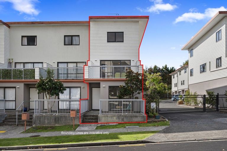 Photo of property in 6/46 Carlos Drive, Flat Bush, Auckland, 2016
