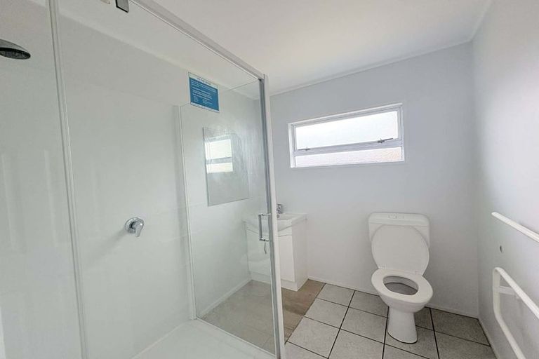 Photo of property in 180 Parklands Avenue, Bell Block, New Plymouth, 4312
