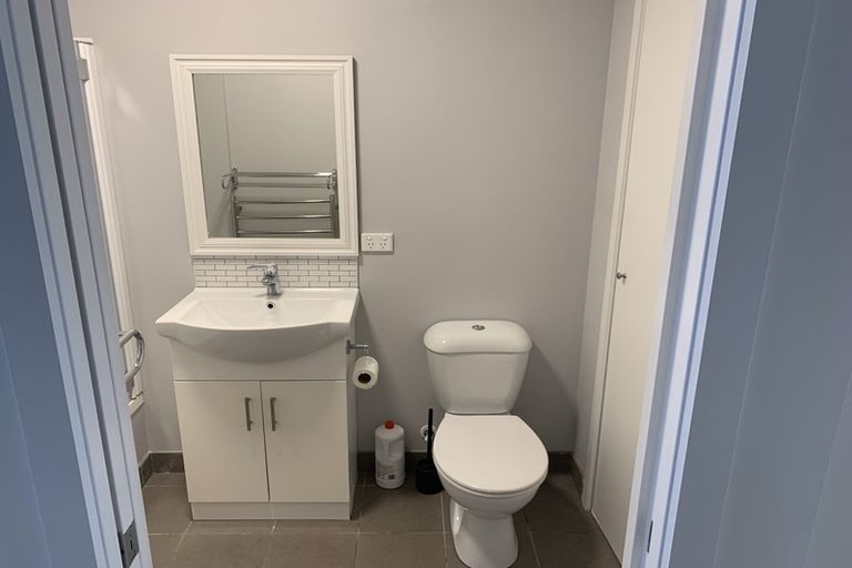 Photo of property in 3/464 Adelaide Road, Berhampore, Wellington, 6023